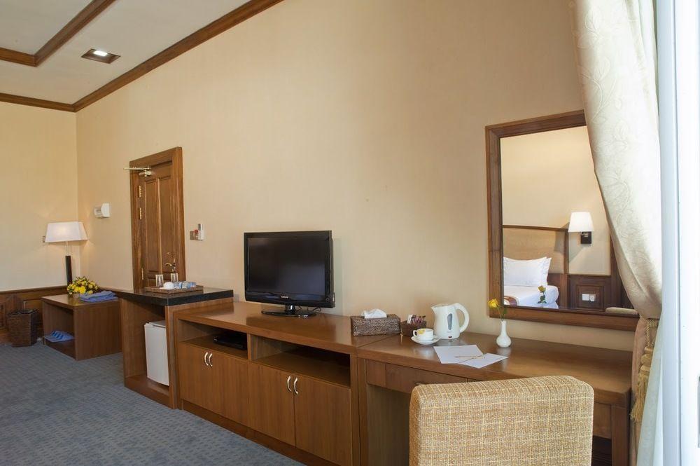 Junction Hotel Nay Pyi Taw Naypyidaw Extérieur photo